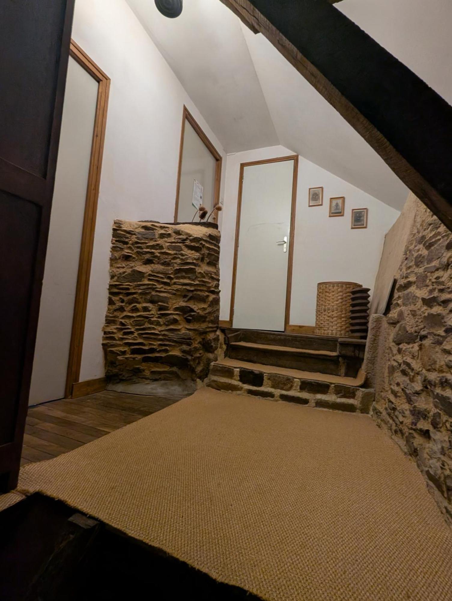 Ferme De La Gortiere Bed and Breakfast Le Teilleul Buitenkant foto
